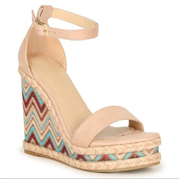 NUDE BOHO MULTI-COLOR WOVEN UNIQUE AZTEC STYLE PRINT ESPADRILLE WEDGE HE… - Picture 2 of 3